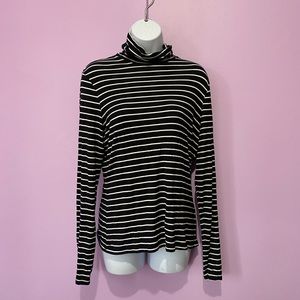 H&M stripe turtle neck top L